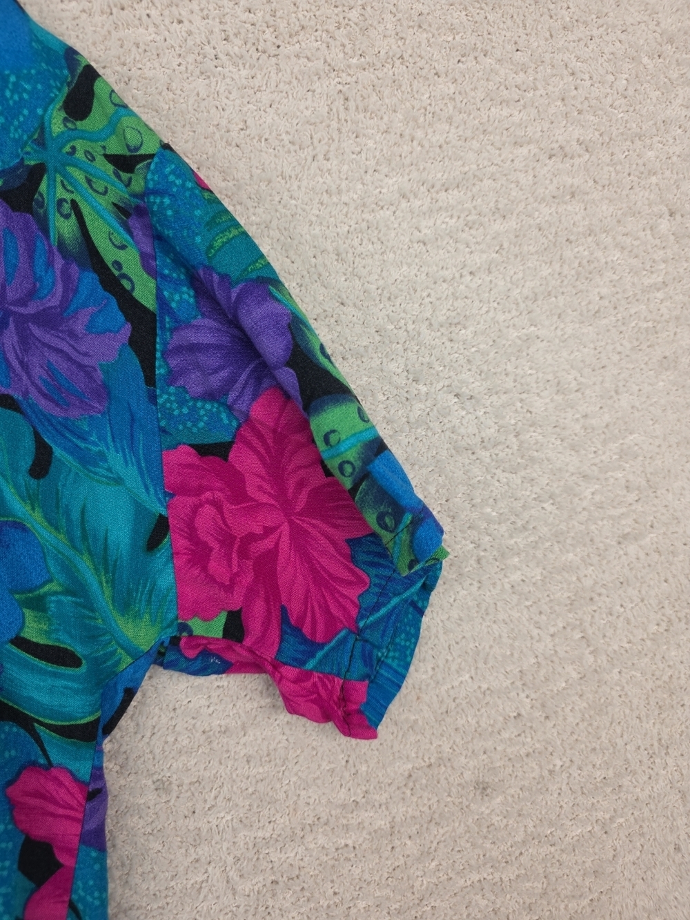 Vintage Michele Leslie of California Tropical Floral Aloha Button Down Shirt - Picture 6 of 13